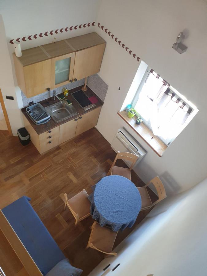 Smartno Apartmaji Sobe Josko Exteriör bild
