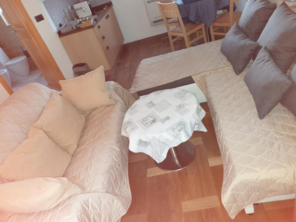 Smartno Apartmaji Sobe Josko Exteriör bild